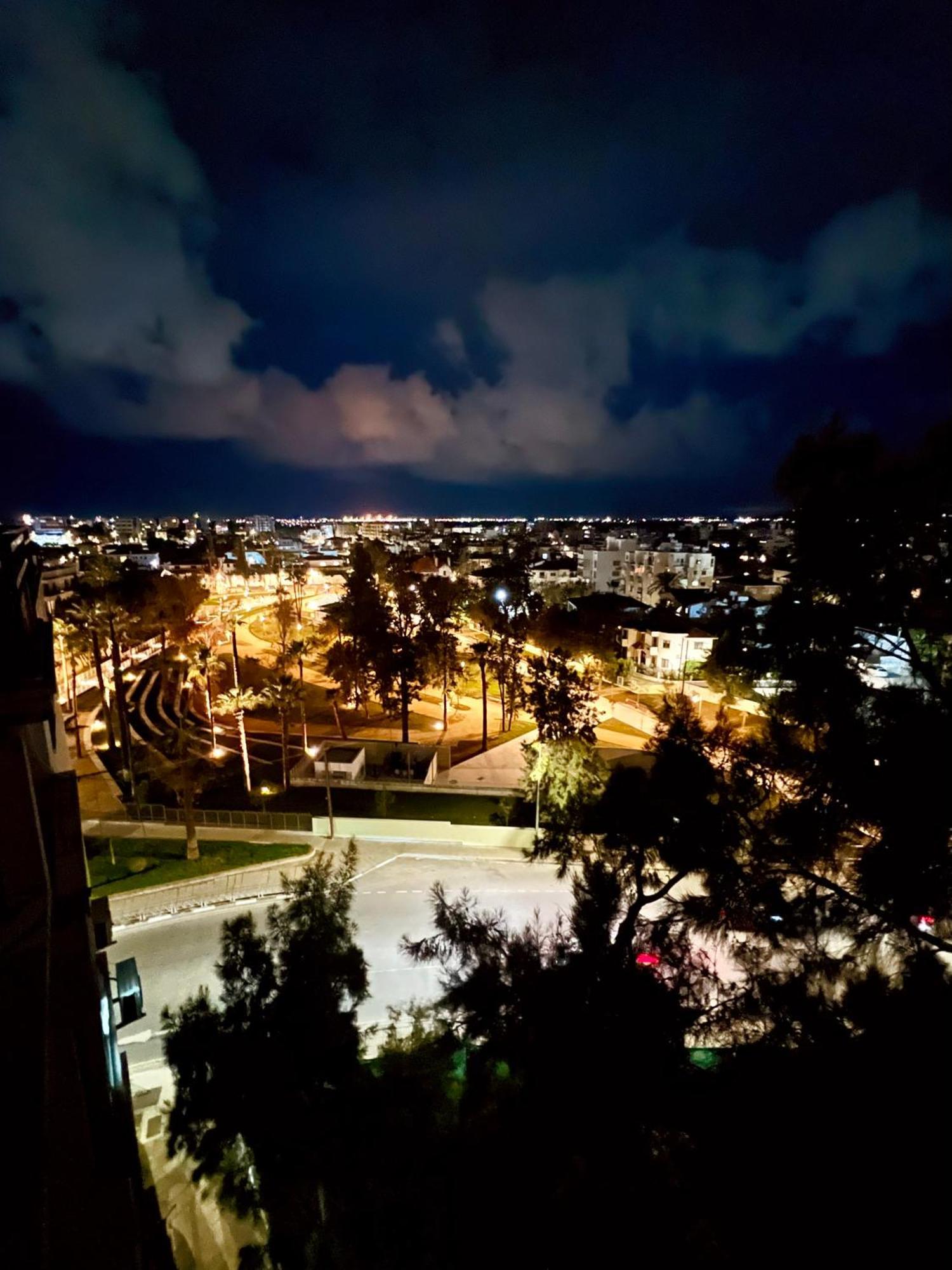 Nicolas 1 Larnaca Exteriér fotografie